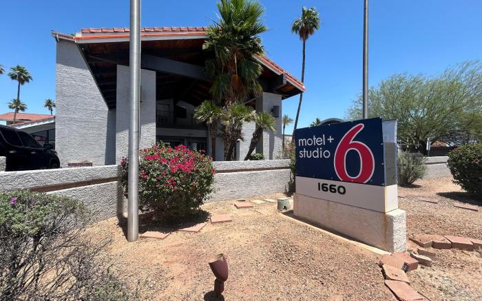 Motel 6 Tempe, AZ – Elliot Road