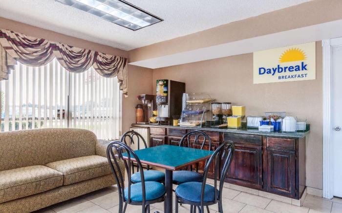 Days Inn by Wyndham Jacksonville