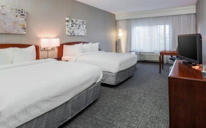 Courtyard by Marriott Roseville Galleria Mall/Creekside Ridge Drive