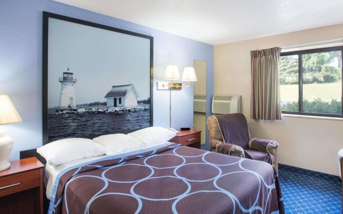 Super 8 By Wyndham Massena Ny