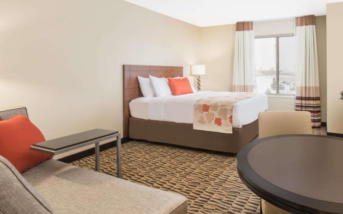 Candlewood Suites Fargo By IHG