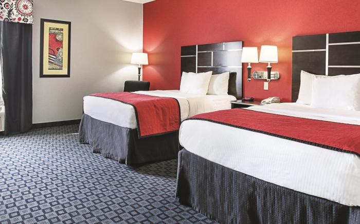 La Quinta Inn & Suites by Wyndham Dallas - Hutchins