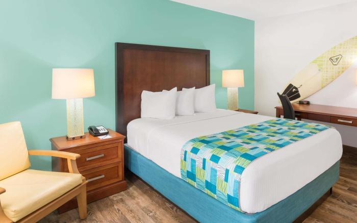 Surf & Sand Hotel