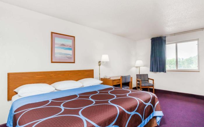 Super 8 By Wyndham Sidney Ny