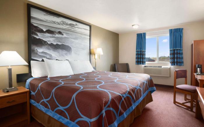 Super 8 By Wyndham Bellingham Airport/Ferndale