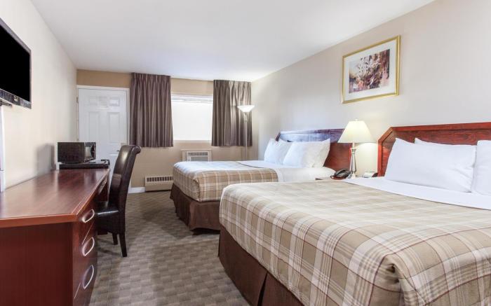 Howard Johnson by Wyndham Kingston