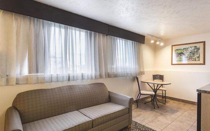 Clarion Pointe Wenatchee