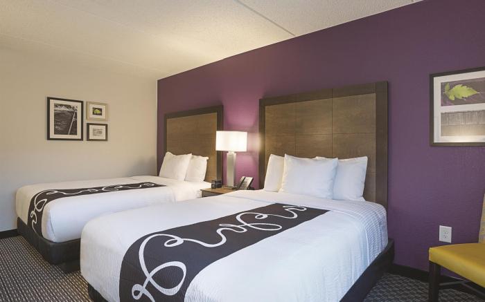 La Quinta Inn & Suites by Wyndham Warwick Providence Airport