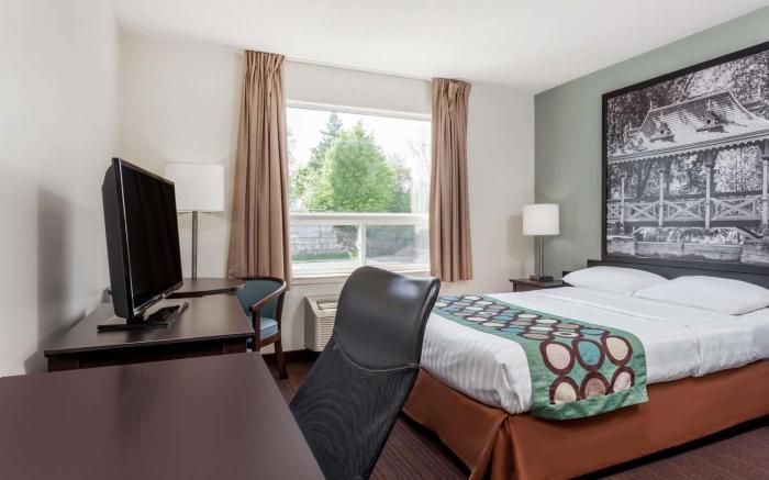 Super 8 By Wyndham Peterborough
