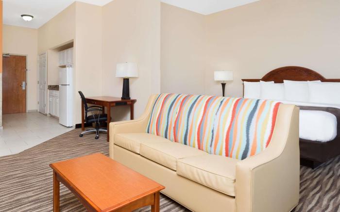 Baymont by Wyndham Augusta Riverwatch