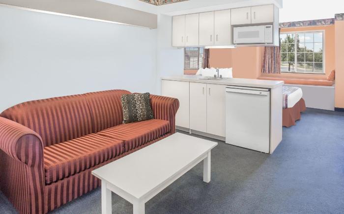 Microtel Inn & Suites by Wyndham Fond Du Lac