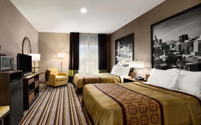 Super 8 by Wyndham Hershey Chocolate Avenue