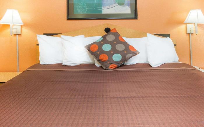 Days Inn by Wyndham Alma