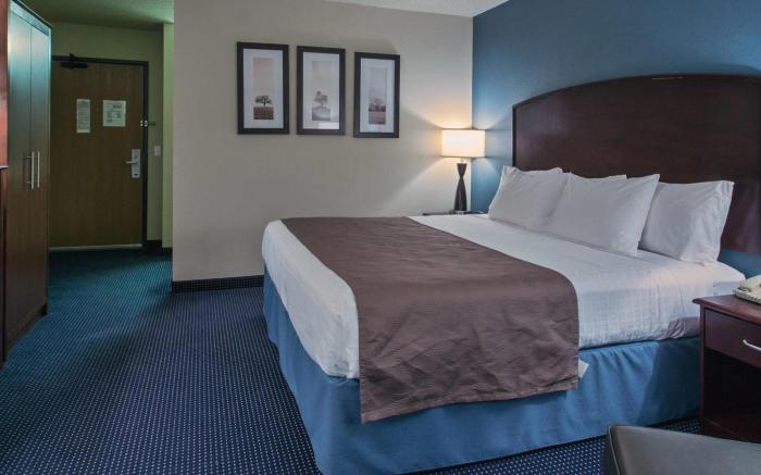 AmericInn by Wyndham Fort Dodge
