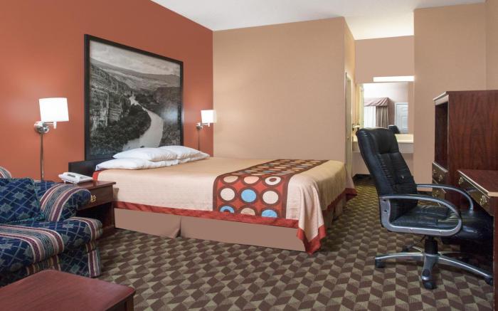 Super 8 By Wyndham Bastrop Tx