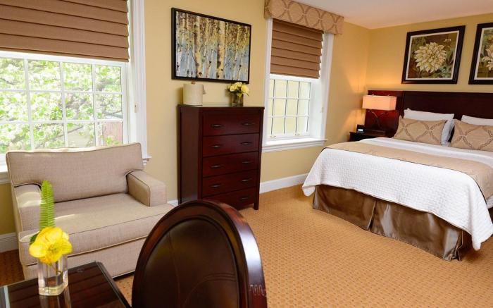 Nassau Inn