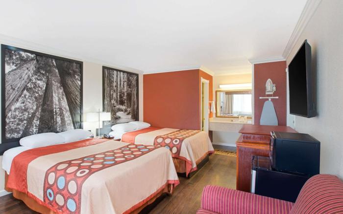 Super 8 By Wyndham Ukiah