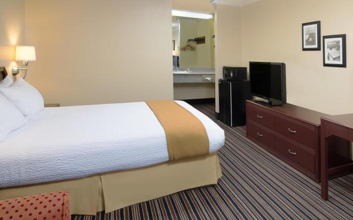 Days Inn by Wyndham Pinole Berkeley