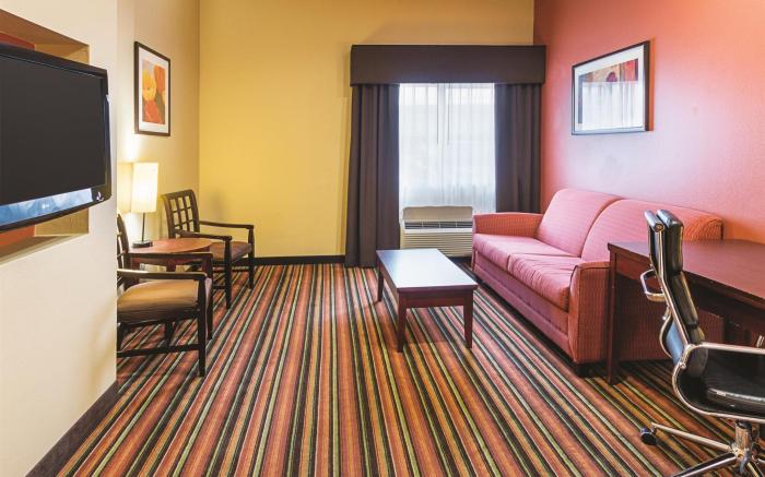 La Quinta Inn & Suites by Wyndham Woodway - Waco South