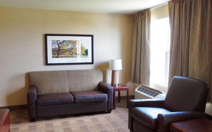 Extended Stay America Suites - Phoenix - Chandler - E. Chandler Blvd.