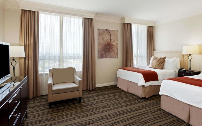 Grand Galvez Resort, Autograph Collection