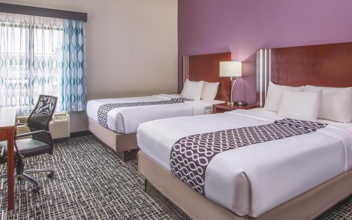 La Quinta Inn & Suites by Wyndham Oklahoma City -Yukon