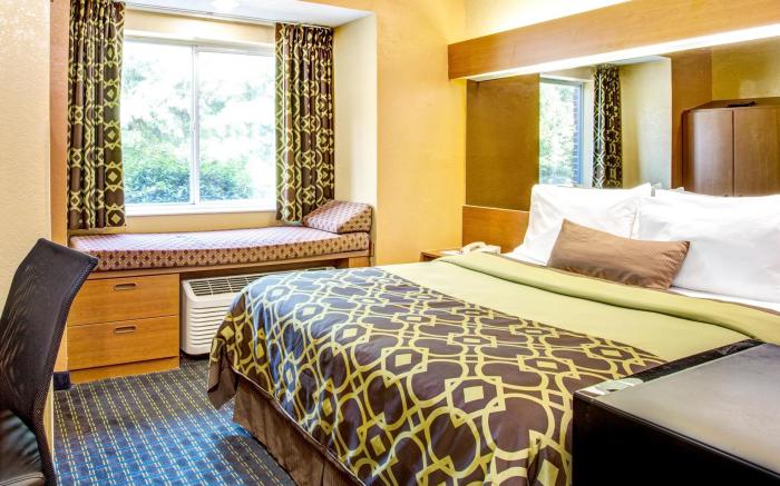 Microtel Inn & Suites by Wyndham Newport News Airport
