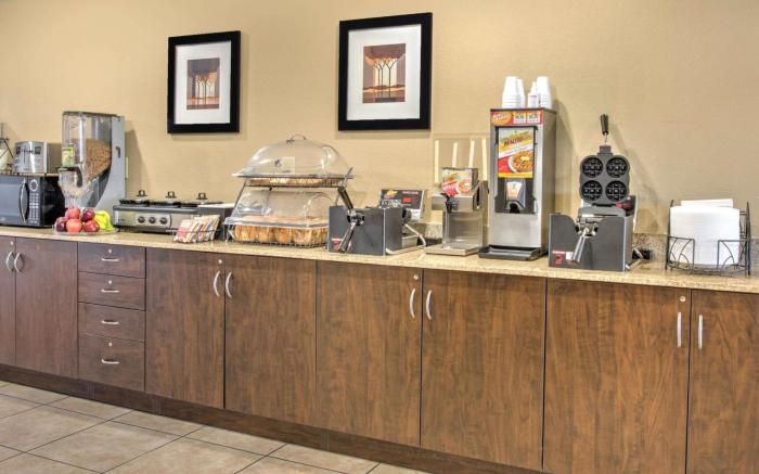 Microtel Inn & Suites by Wyndham Harrisonburg