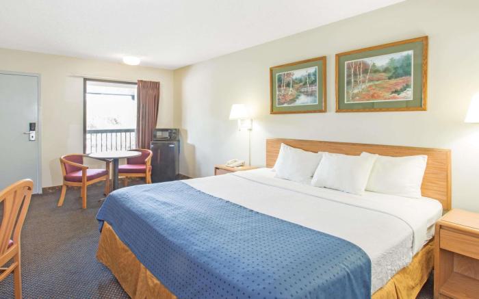 Days Inn by Wyndham Valdosta I-75