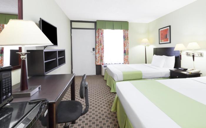 Days Inn by Wyndham Irving Grapevine DFW Airport North