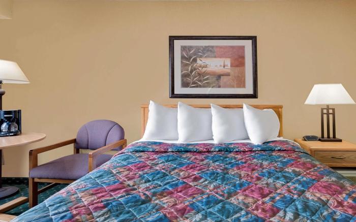 Days Inn by Wyndham International Falls
