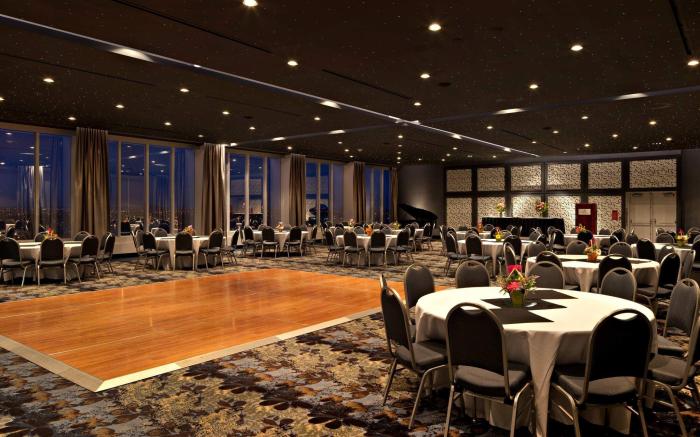Delta Hotels by Marriott Edmonton South Conference Centre