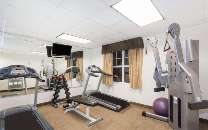 Hawthorn Extended Stay by Wyndham Panama City Beach