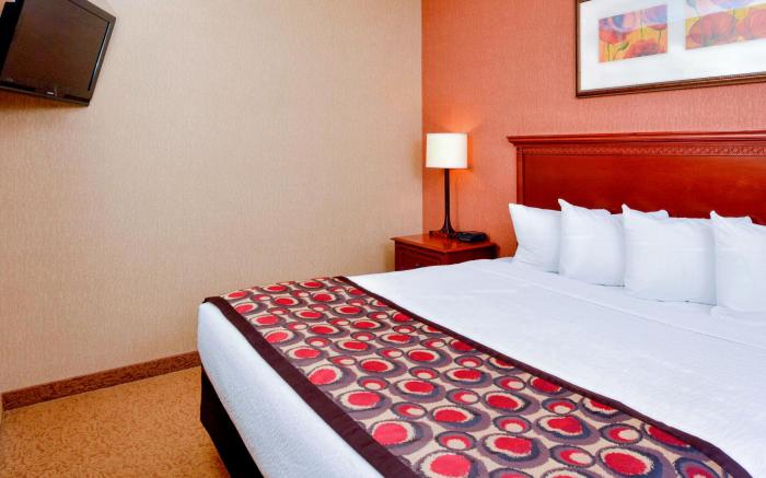 Country Inn & Suites by Radisson Nashville Airport TN