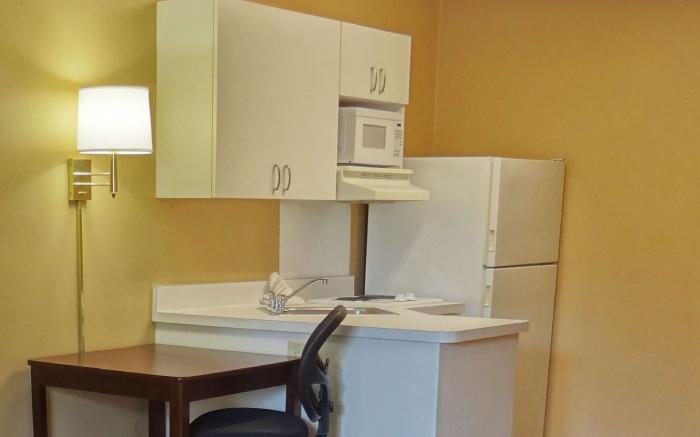Extended Stay America Suites - Sacramento - White Rock Rd.