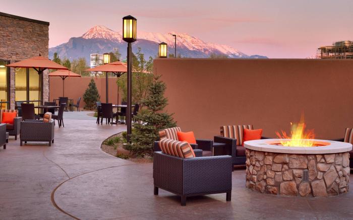 Courtyard Lehi at Thanksgiving Point