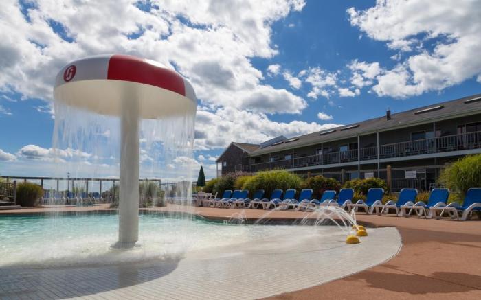 Riviera Beach Resort