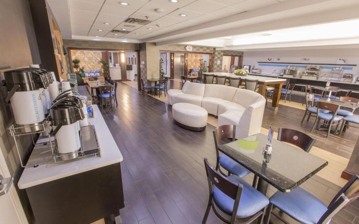 Holiday Inn Express Hotel & Suites McDonough By IHG