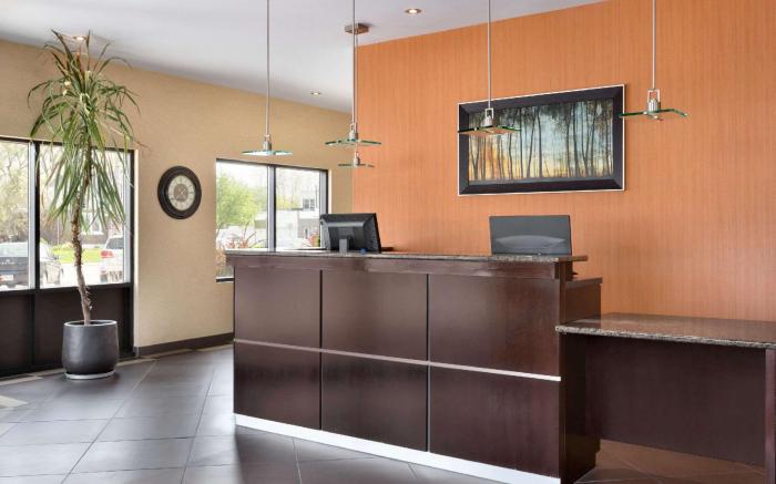 Travelodge by Wyndham Simcoe