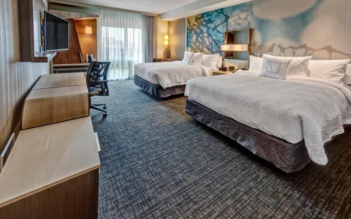 Courtyard Westbury Long Island