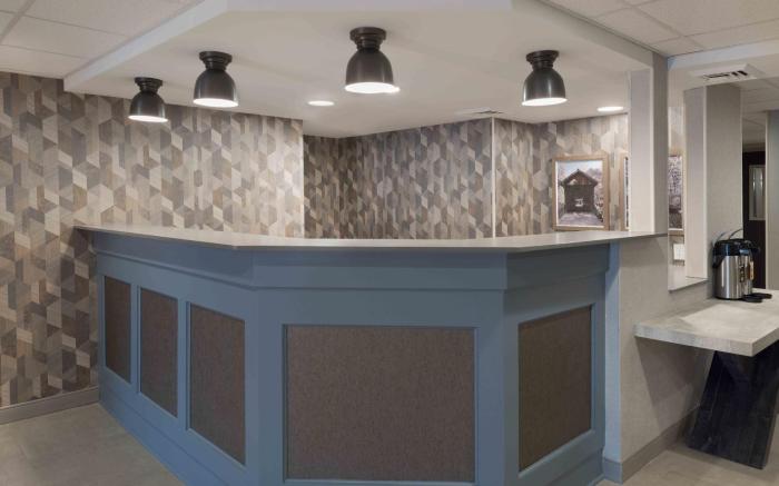 Holiday Inn Express South Burlington Downtown By IHG