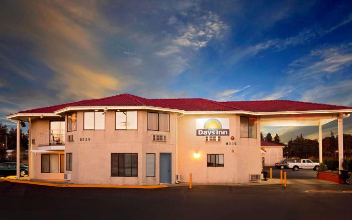 Days Inn by Wyndham Lakewood South Tacoma