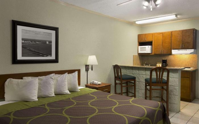 Super 8 By Wyndham South Padre Island
