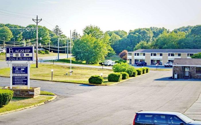 Flagship Inn & Suites