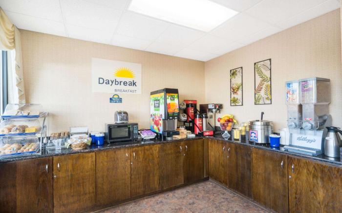 Days Inn by Wyndham Asheville North