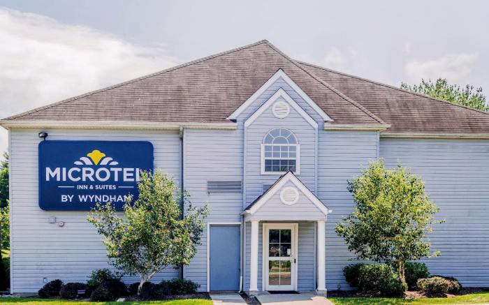 Microtel Inn & Suites by Wyndham Bethel/Danbury