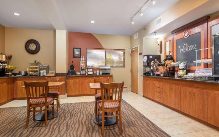 Comfort Inn & Suites Rochester South Mayo Clinic