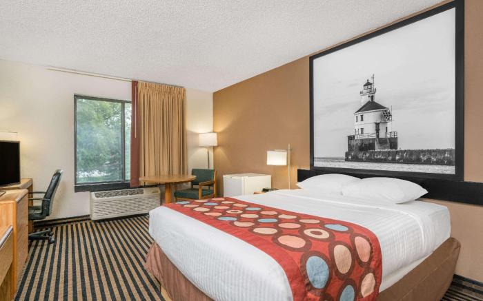 Super 8 By Wyndham Wausau