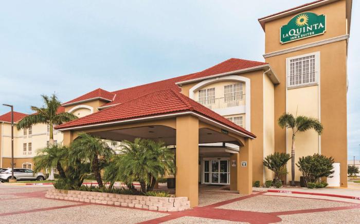La Quinta Inn & Suites by Wyndham Pharr RGV Medical Center