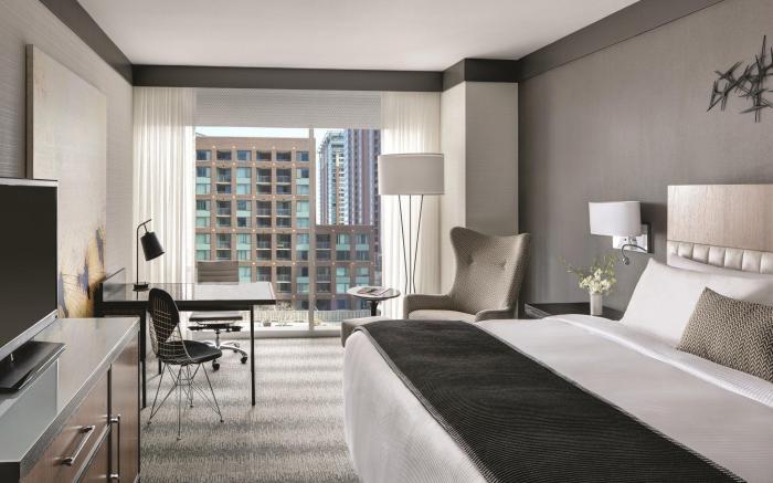 Loews Chicago Hotel
